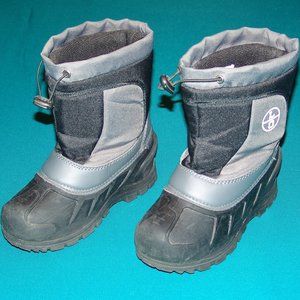Snow/Cold weather Boots Kids SZ 2